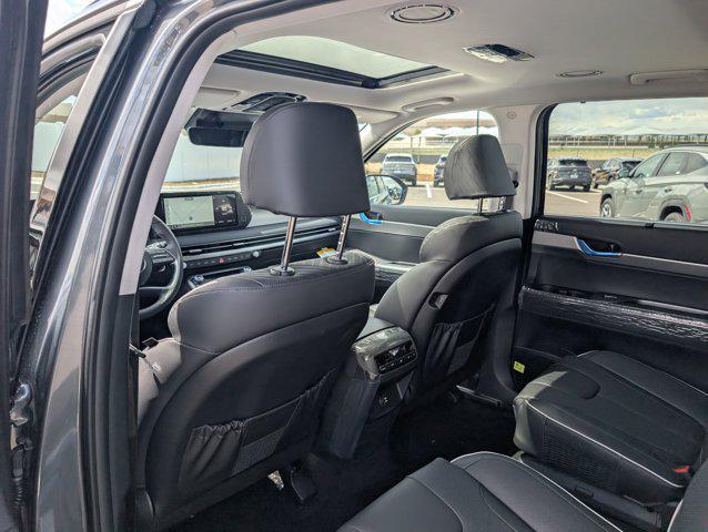 new 2025 Hyundai Palisade car, priced at $44,588