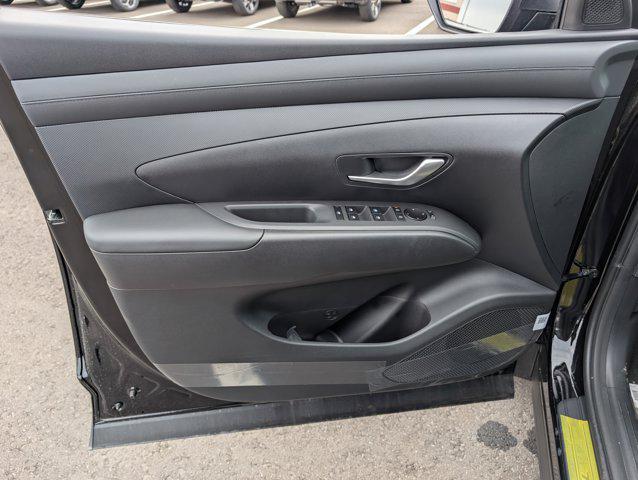 new 2025 Hyundai TUCSON Hybrid car, priced at $33,419