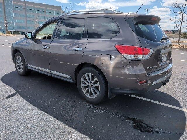 used 2015 Nissan Pathfinder car, priced at $13,270