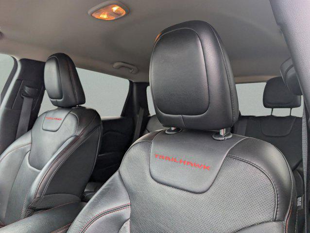used 2015 Jeep Cherokee car, priced at $10,454