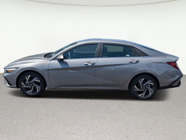 new 2024 Hyundai Elantra car, priced at $29,132