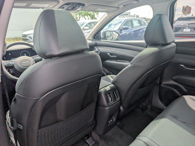 new 2025 Hyundai TUCSON Hybrid car, priced at $36,253