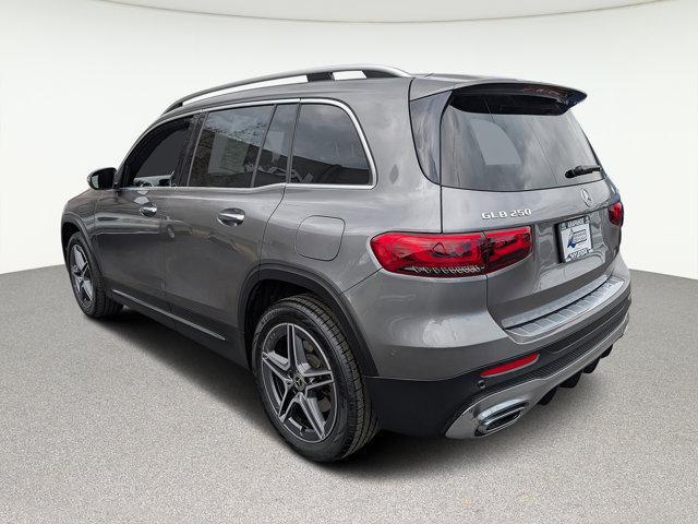 used 2020 Mercedes-Benz GLB 250 car, priced at $25,234