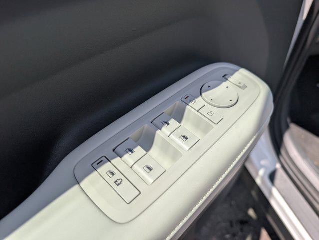 new 2025 Hyundai Santa Fe car, priced at $39,347