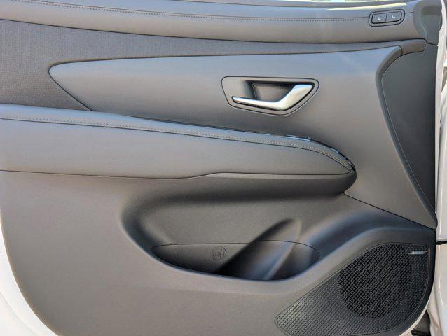 new 2025 Hyundai TUCSON Hybrid car, priced at $38,073