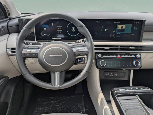 new 2025 Hyundai Tucson car, priced at $39,895