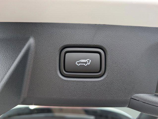 new 2025 Hyundai Tucson car, priced at $39,895