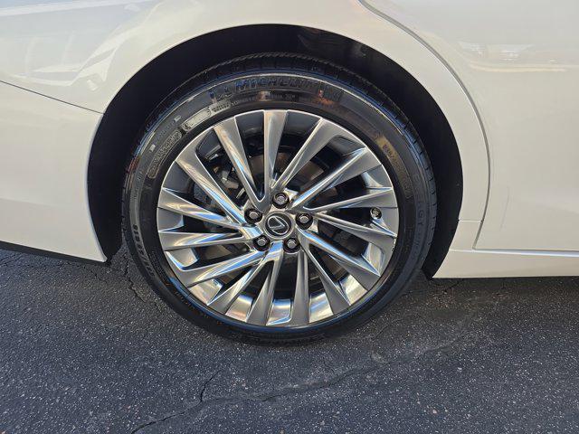 used 2023 Lexus ES 350 car, priced at $43,024