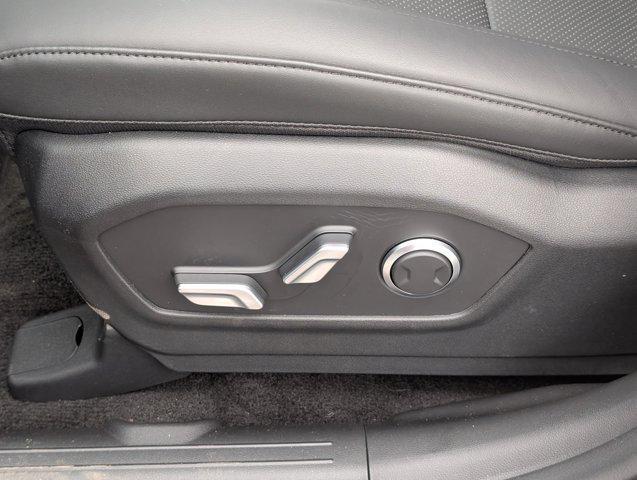 new 2025 Hyundai Santa Fe car, priced at $39,936