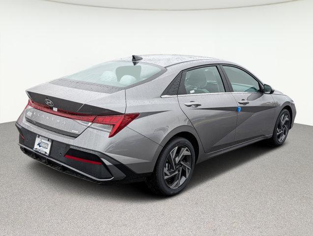 new 2024 Hyundai Elantra car, priced at $29,117