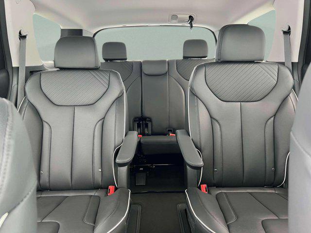 new 2025 Hyundai Palisade car, priced at $40,892