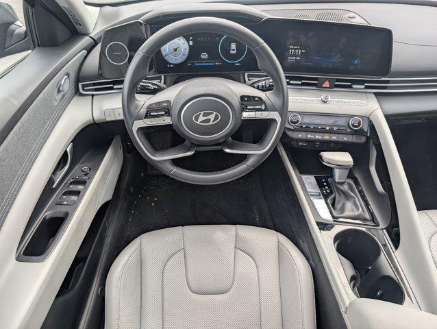 used 2024 Hyundai Elantra car