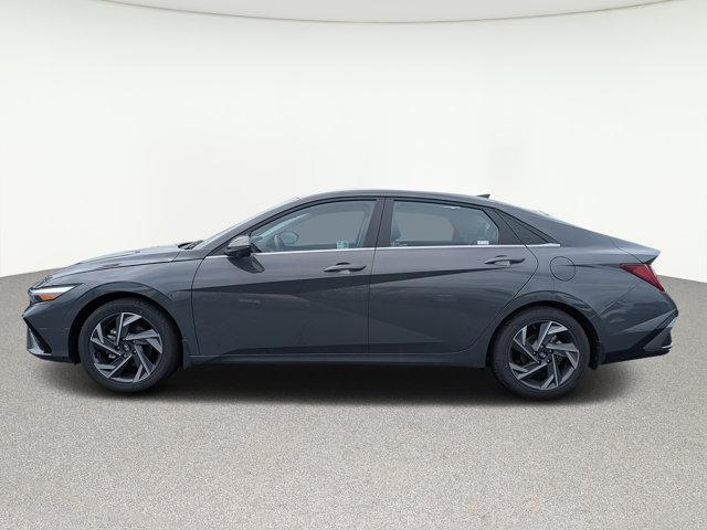used 2024 Hyundai Elantra car