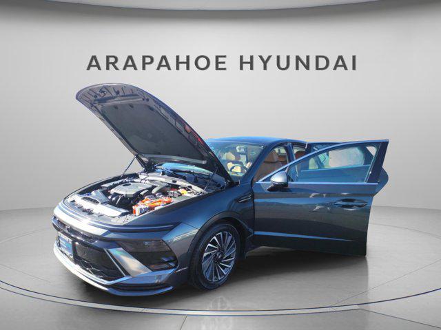 used 2025 Hyundai Sonata Hybrid car, priced at $32,015