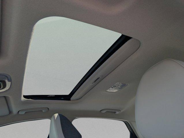 new 2025 Hyundai Elantra car, priced at $26,985