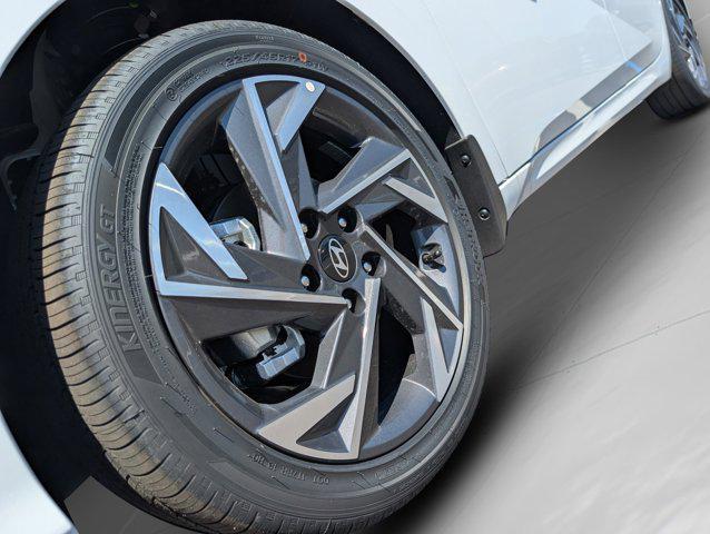 new 2025 Hyundai Elantra car, priced at $26,985
