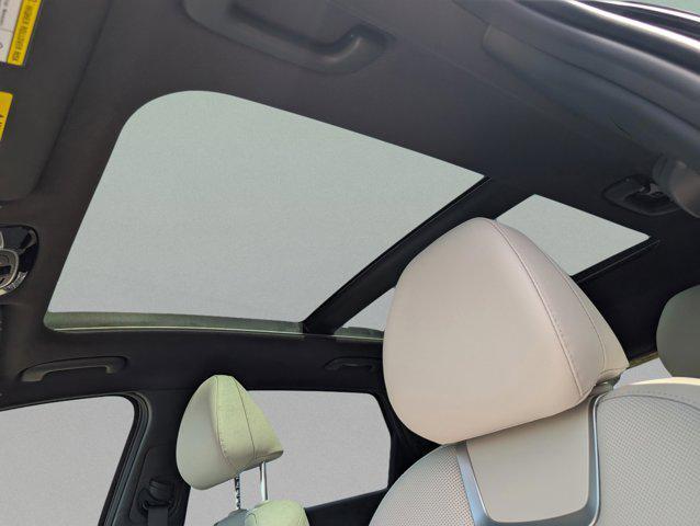 new 2025 Hyundai TUCSON Hybrid car, priced at $41,332