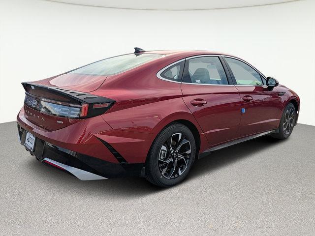 new 2025 Hyundai Sonata car, priced at $29,359