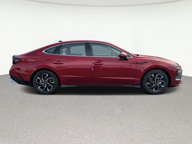 new 2025 Hyundai Sonata car, priced at $29,359
