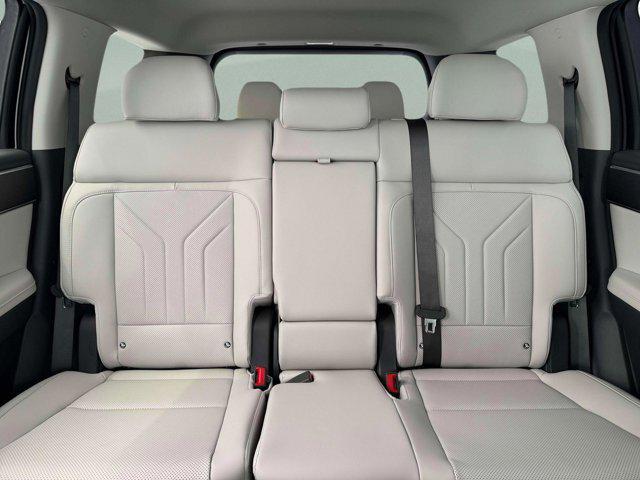 new 2026 Hyundai Santa Fe car, priced at $38,400