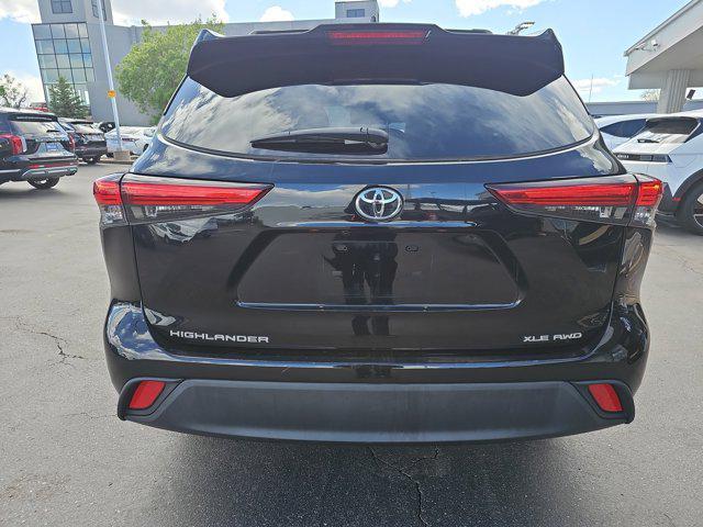 used 2021 Toyota Highlander car, priced at $35,215