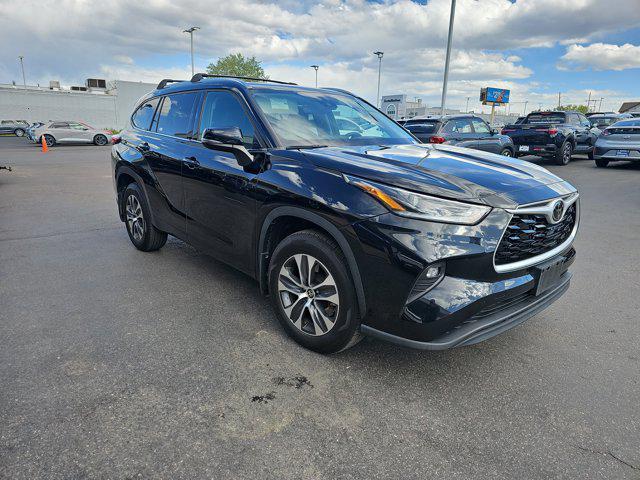 used 2021 Toyota Highlander car, priced at $35,215