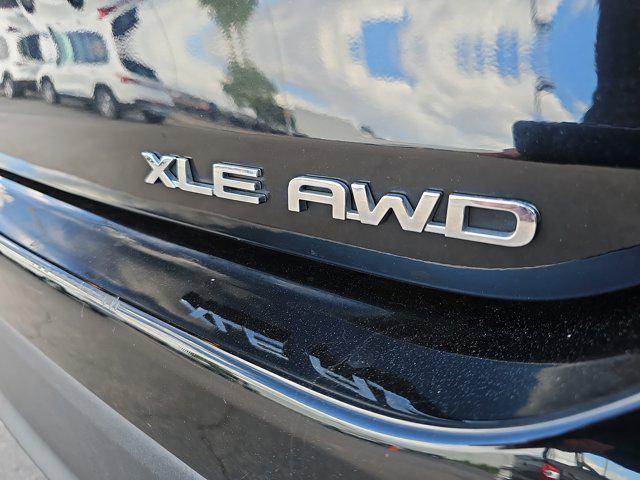 used 2021 Toyota Highlander car, priced at $35,215