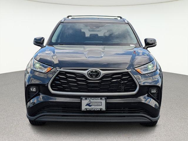 used 2021 Toyota Highlander car, priced at $34,542