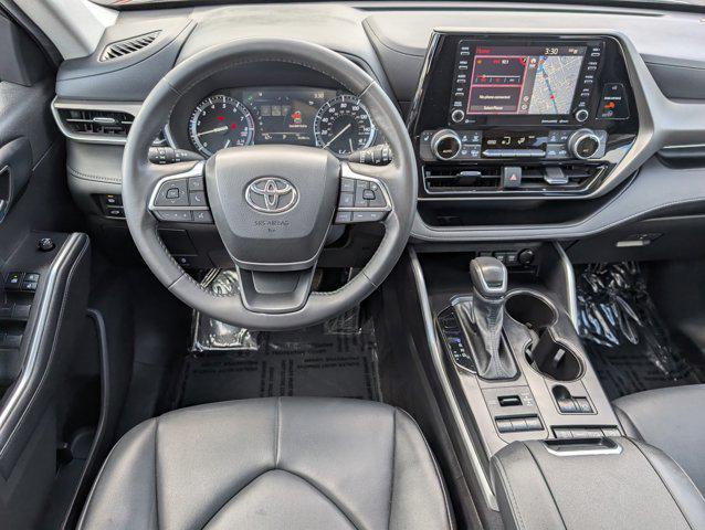used 2021 Toyota Highlander car, priced at $34,542