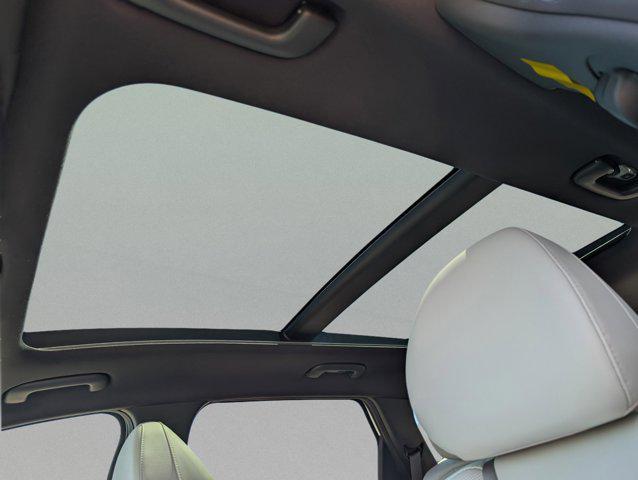 new 2025 Hyundai TUCSON Hybrid car, priced at $42,569