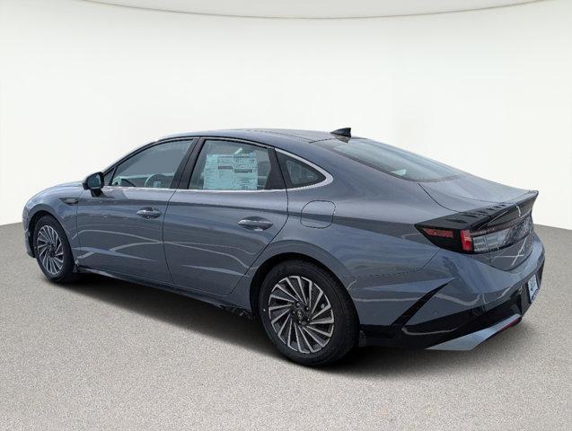 new 2025 Hyundai Sonata Hybrid car, priced at $39,758