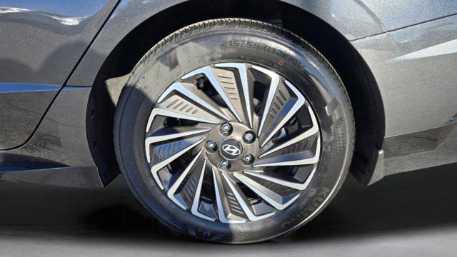 used 2024 Hyundai Sonata Hybrid car, priced at $27,278