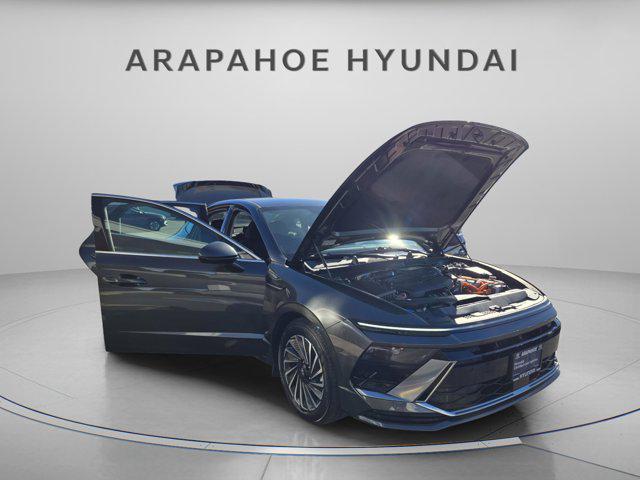 used 2024 Hyundai Sonata Hybrid car, priced at $27,278
