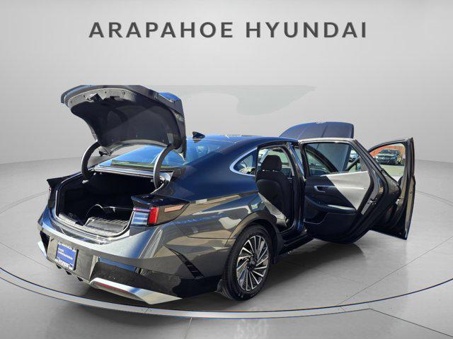 used 2024 Hyundai Sonata Hybrid car, priced at $27,278