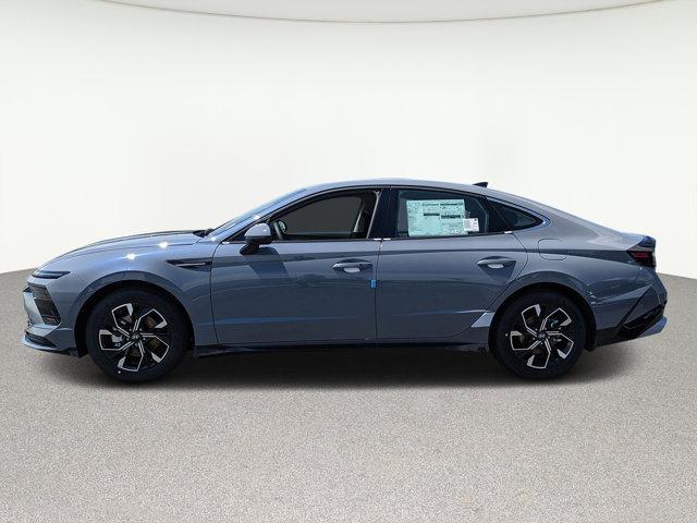 new 2025 Hyundai Sonata car, priced at $29,062