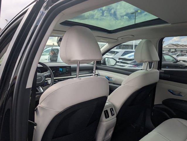 new 2025 Hyundai TUCSON Hybrid car, priced at $36,257