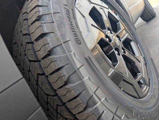 new 2025 Hyundai Santa Fe car, priced at $40,324