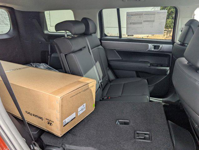 new 2025 Hyundai Santa Fe car, priced at $40,324