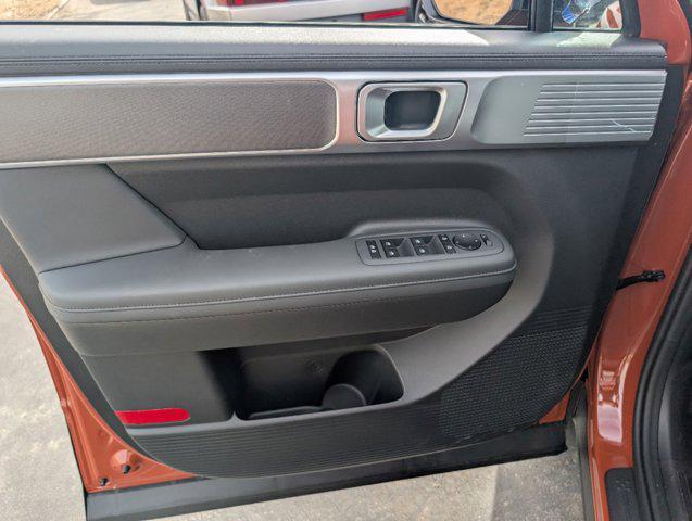 new 2025 Hyundai Santa Fe car, priced at $40,324