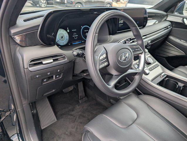 used 2025 Hyundai Palisade car, priced at $48,999
