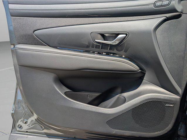 new 2025 Hyundai TUCSON Hybrid car, priced at $41,467