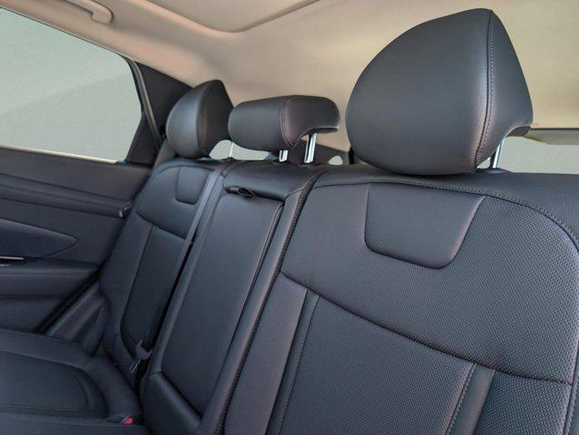 new 2025 Hyundai TUCSON Hybrid car, priced at $41,467