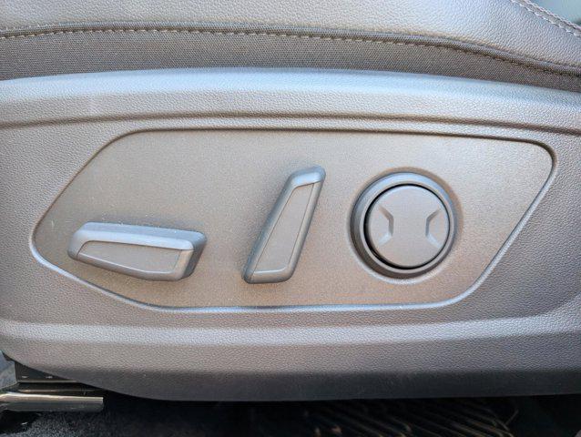new 2025 Hyundai TUCSON Hybrid car, priced at $41,467