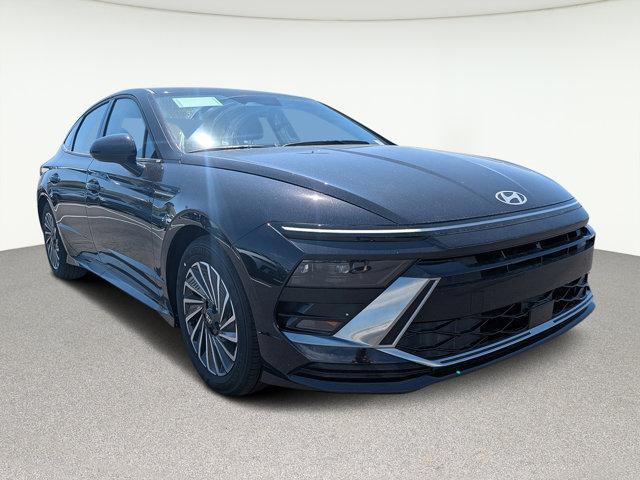 new 2025 Hyundai Sonata Hybrid car, priced at $30,909