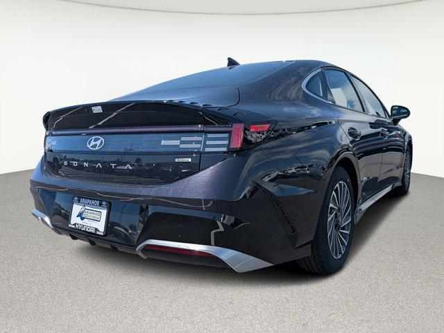 new 2025 Hyundai Sonata Hybrid car, priced at $30,909