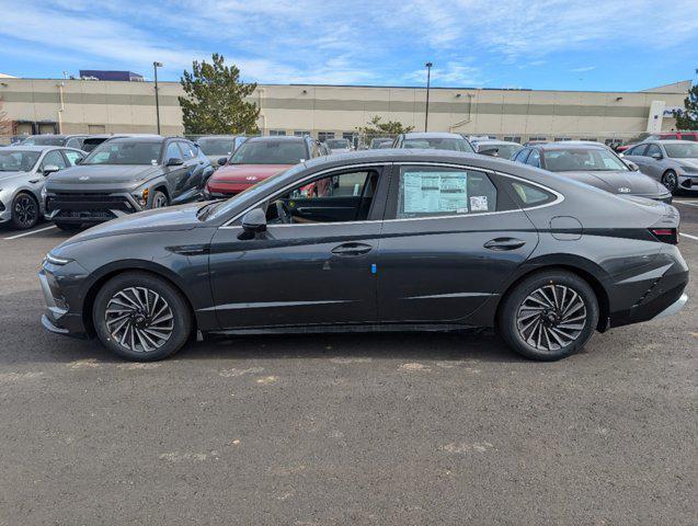 new 2025 Hyundai Sonata Hybrid car, priced at $38,078