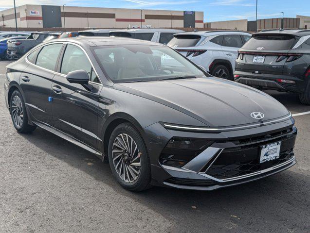 new 2025 Hyundai Sonata Hybrid car, priced at $38,078