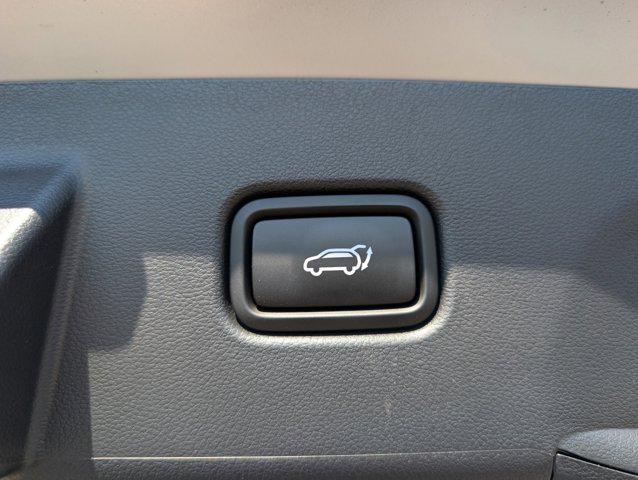 new 2025 Hyundai TUCSON Hybrid car, priced at $41,467