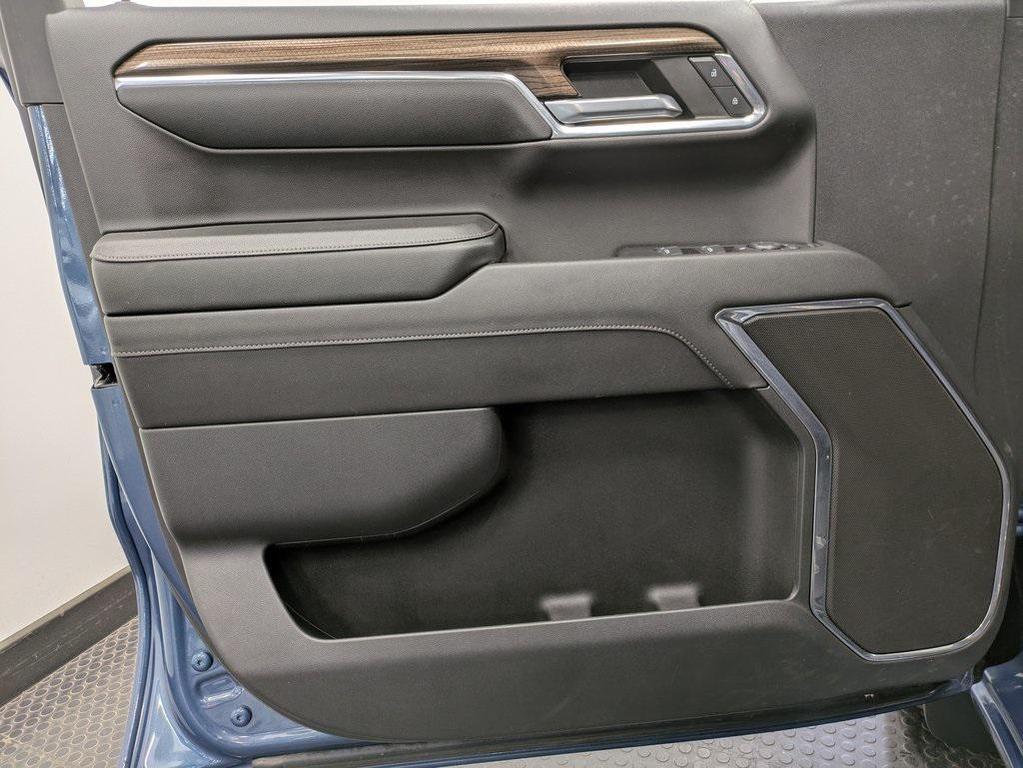 used 2024 Chevrolet Silverado 1500 car, priced at $34,532
