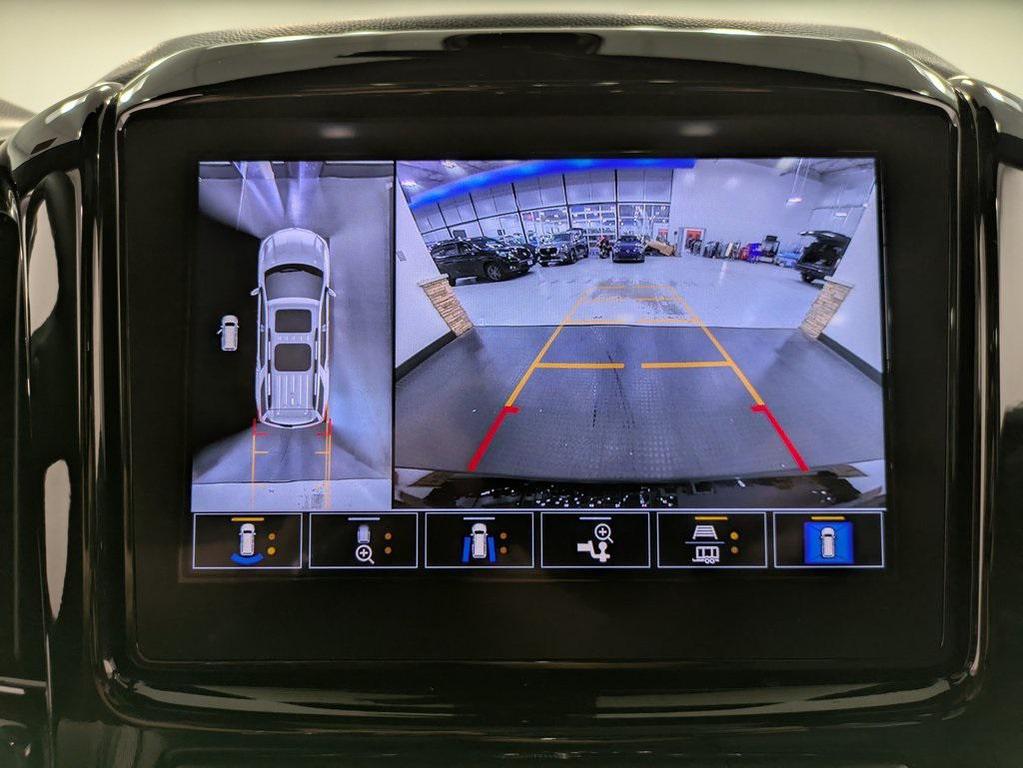 used 2023 Chevrolet Traverse car, priced at $35,613